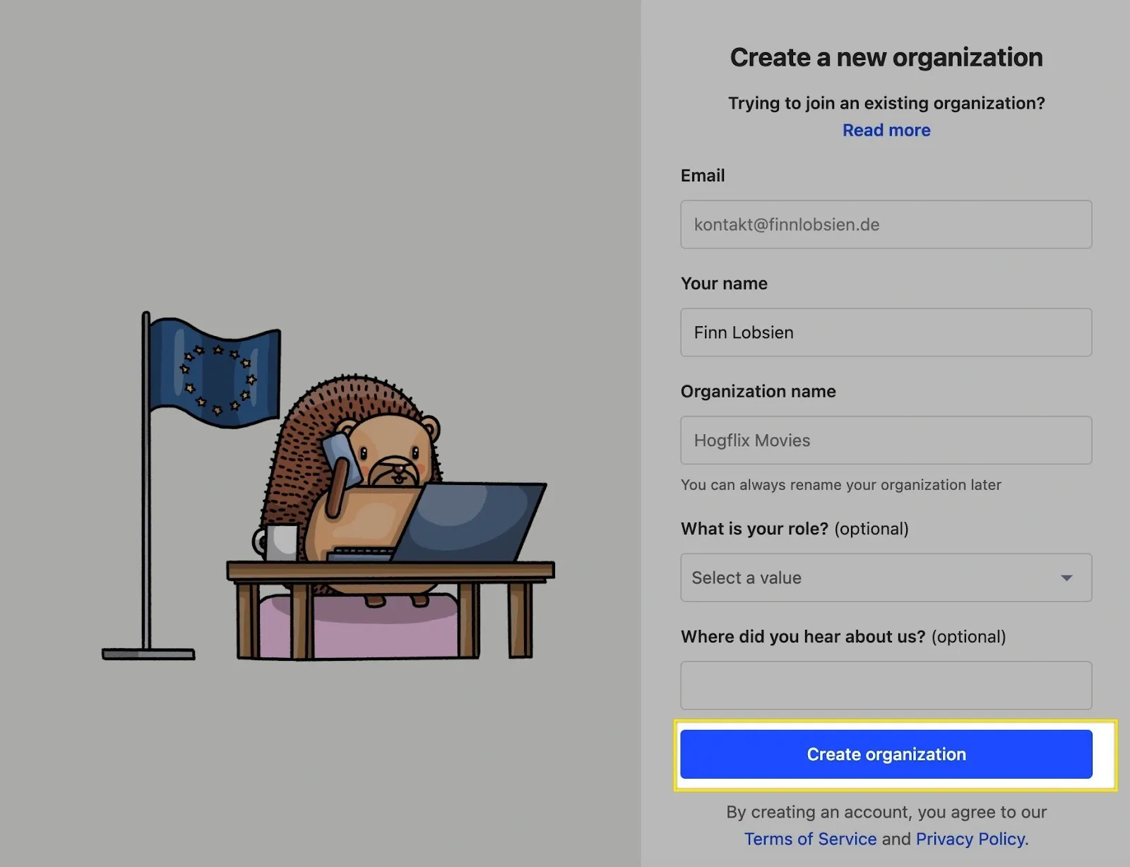 PostHog sign-up screen, button "create organization" highlighted